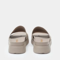 Akimi Beachy Keen Sandal