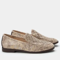 Aliya Walkway Breeze Shoe