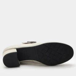 Ameliah Ivory Shoe