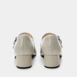 Ameliah Ivory Shoe
