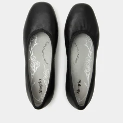 Arielle Black Shoe