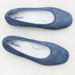 Arielle Tailored Navy Shoe