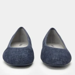 Arielle Tailored Navy Shoe