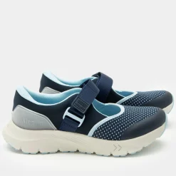 Atlis Blue Ice Shoe