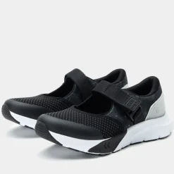 Atlis Poppy Pop Black Shoe