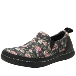 Axis Delightful Shoe