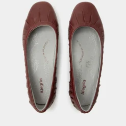 Beka Pinot Noir Shoe