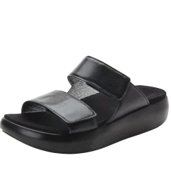 Bryce Black Sandal