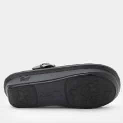 Classic Natural Instinct Shoe