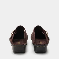 Classic Swirling Brown Shoe