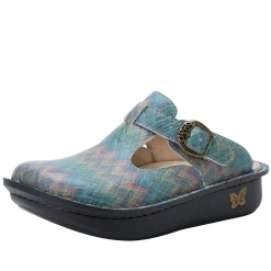 Classic Woven Wonder Shoe