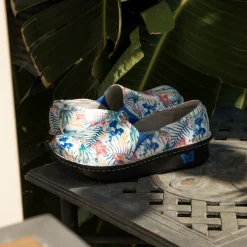 Debra Tropic Shoe