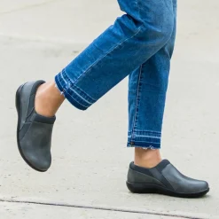 Duette Lil Smokey Shoe