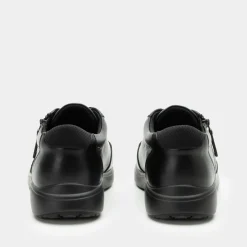 Eazeer Black Out Shoe