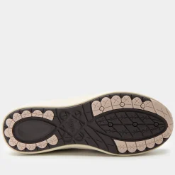 Embyr Chery Lacquer Shoe