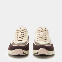 Embyr Chery Lacquer Shoe