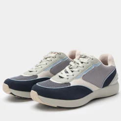 Embyr Retro Blue Shoe