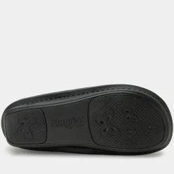 Ericka Navy Gloss Shoe