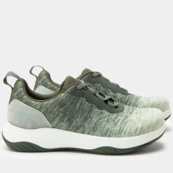 In8 Ombré Green Shoe