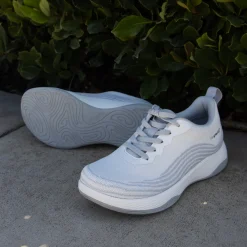 In8 White Shoe
