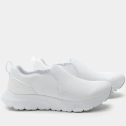 Kavalry True White Shoe