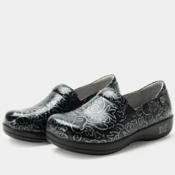 Keli Embroider Me Pewter Shoe