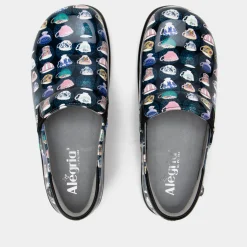 Keli Teacup Black Shoe