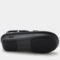 Kelsi Fondly Navy Sandal