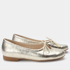 Leilah Gold Shoe
