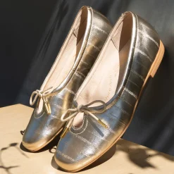 Leilah Gold Shoe