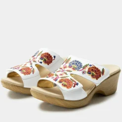 Linn White Needles And Pins Sandal
