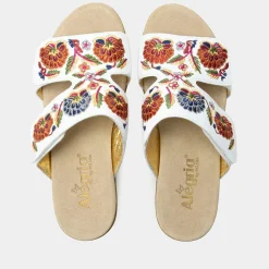 Linn White Needles And Pins Sandal