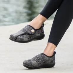 Marilynn Welcome to the Jungle Shoe