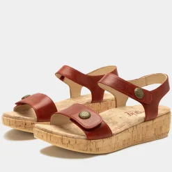 Marta Garnet Sandal