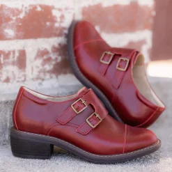 Mave Roja Shoe