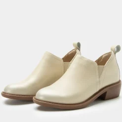 Merle Gold Cream Boot