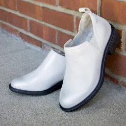 Merle Silver White Boot