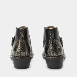 Mikki Showboat Boot