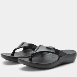 Ode Black Gloss Sandal