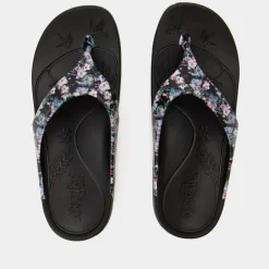 Ode Decorum Sandal