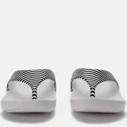 Ode Stripes Sandal