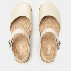 Opal Oat Shoe