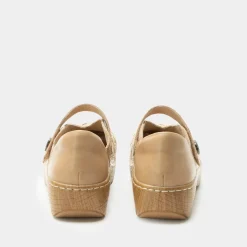 Opheliah Latte Breeze Shoe