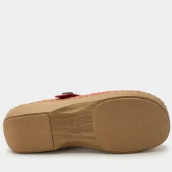 Opheliah Razberry Breeze Shoe