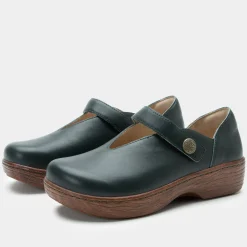 Opheliah Tree Hugs Shoe