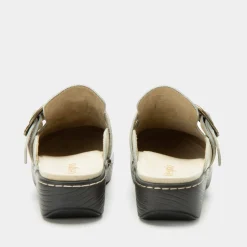 Osmosis Gold Cream Shoe