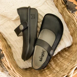 Paloma Oiled Black Mary Jane