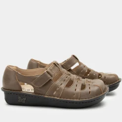 Pesca Stones Throw - Web Exclusive