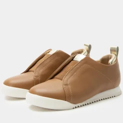 Reah Brown Shoe