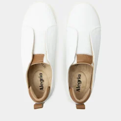 Reah White Shoe